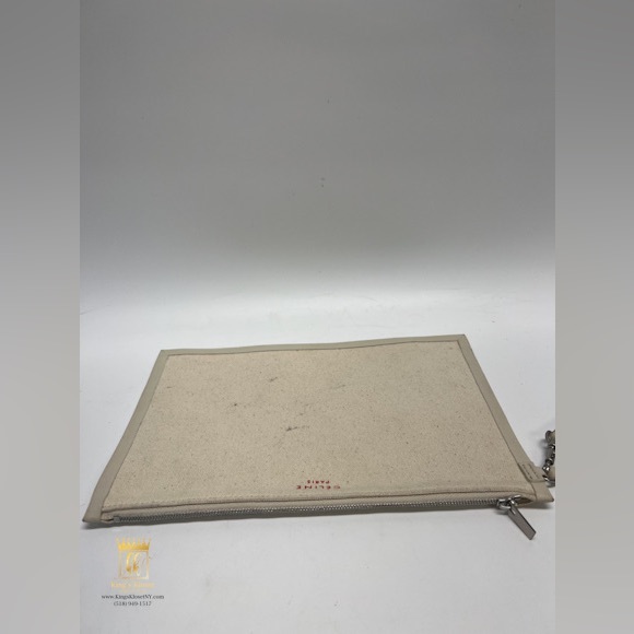 Celine Wristlet - Picture 4 of 11